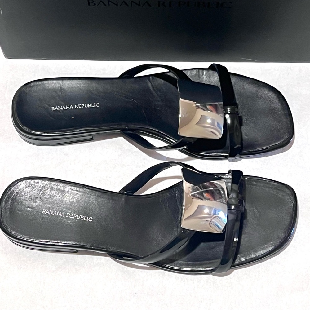Banana Republic Patent Oriana Metal Slide Sandal Black Size 10